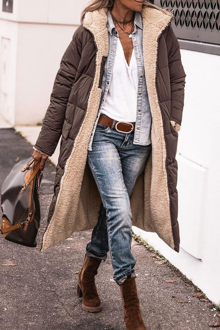 Macie™ – Reversible Jacket for Timeless Cold-Weather Elegance