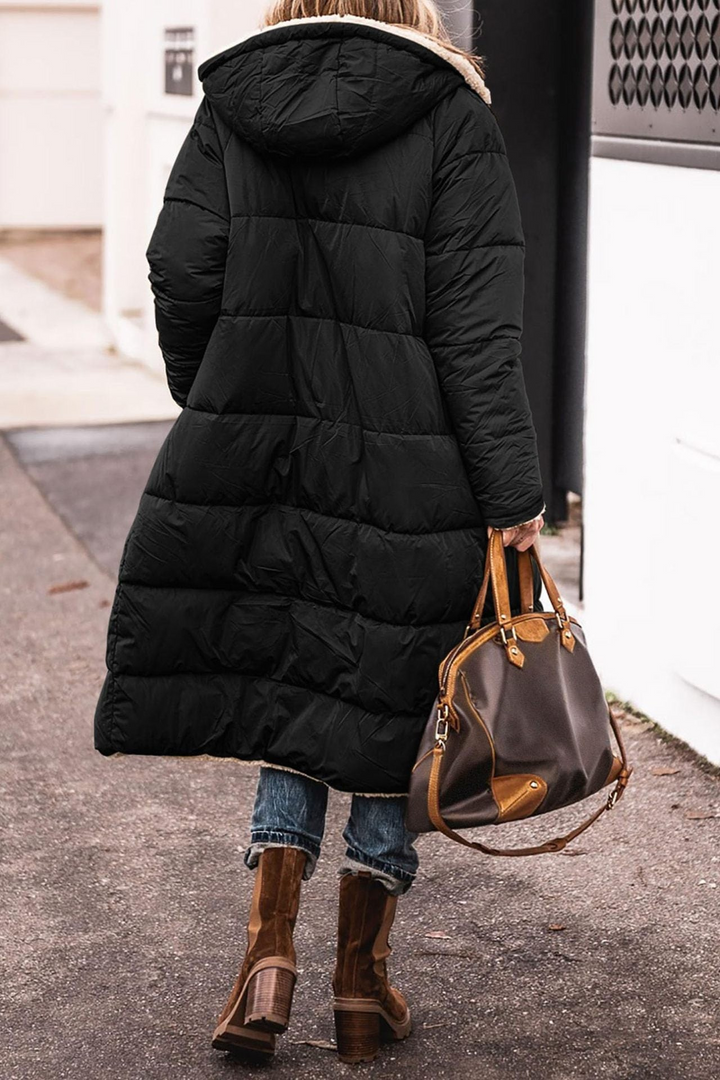 Macie™ – Reversible Jacket for Timeless Cold-Weather Elegance