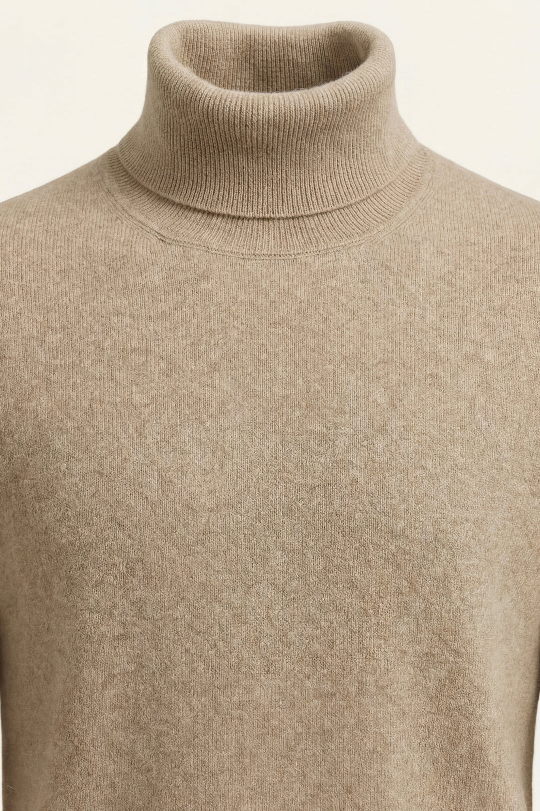 Avenzo Cashmere Turtleneck Taupe